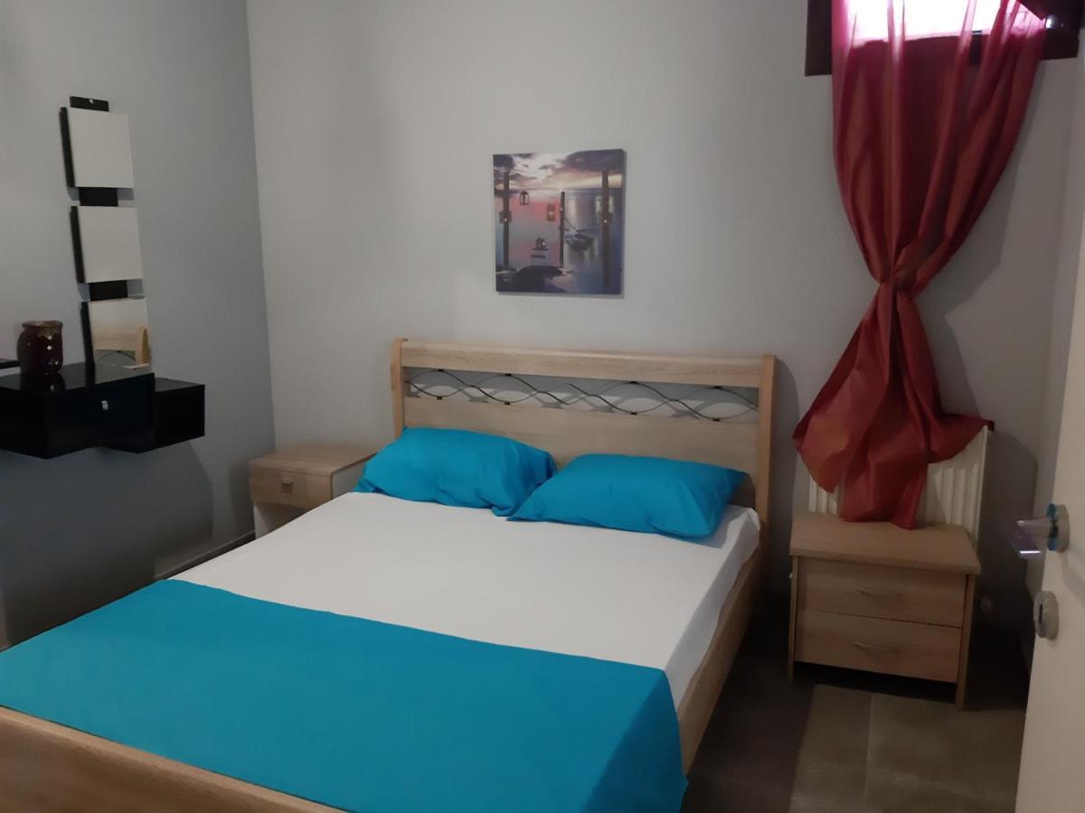 Soula'S Sunshine Blue Apartment Nea Karvali Exteriör bild