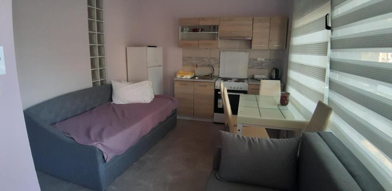 Soula'S Sunshine Blue Apartment Nea Karvali Exteriör bild